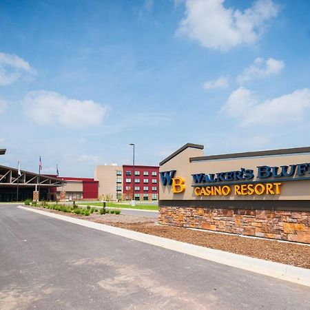 Walker'S Bluff Casino Resort 卡本代尔 外观 照片